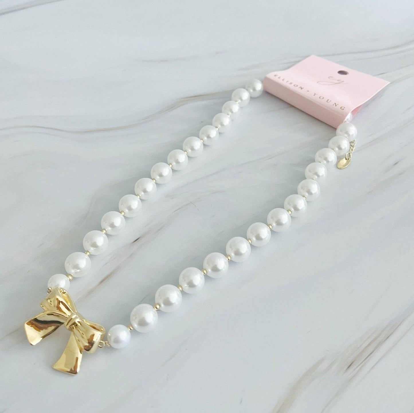 Pearly Bow Necklace