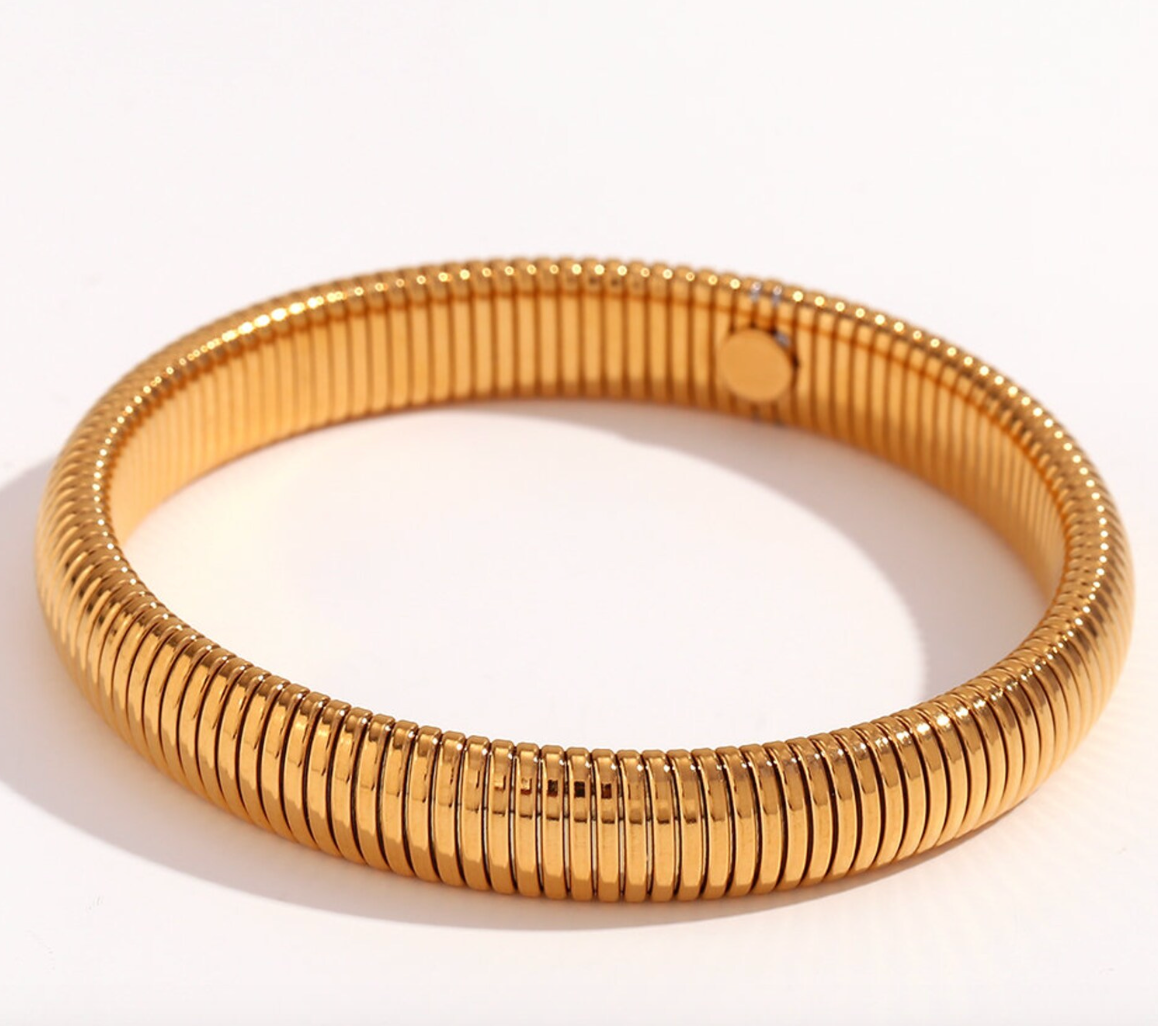 Cobra Omega Stretch Bangle Bracelets