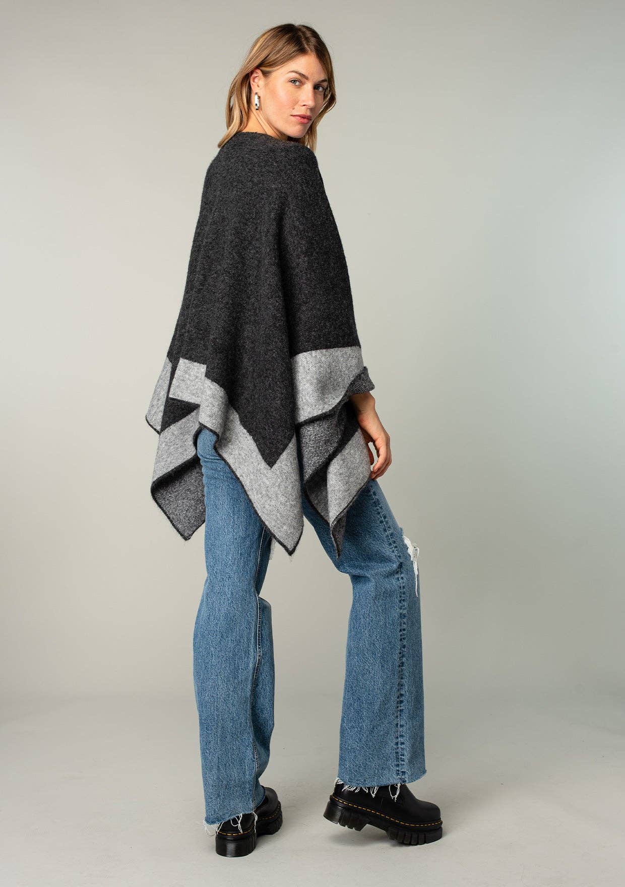 Relaxed Color Block Cape Cardigan Poncho