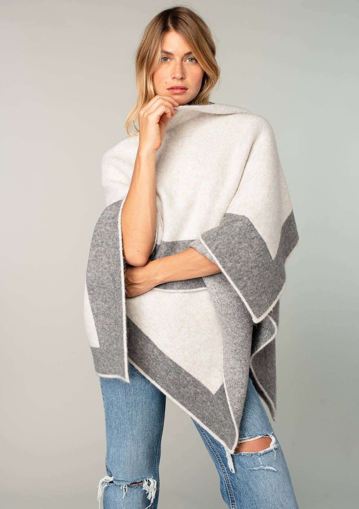 Relaxed Color Block Cape Cardigan Poncho