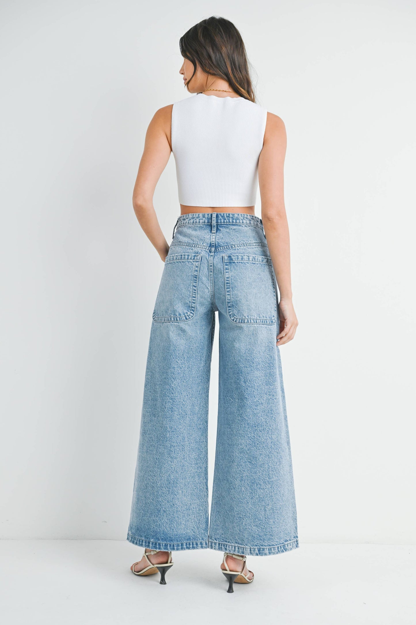 Wide Leg Relaxed Jeans